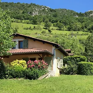 Hébergement de vacances Le Paradis - Superbe Vue Sur Le Vercors Dominant Le Village, Pont-en-Royans